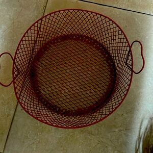 Wire baskets